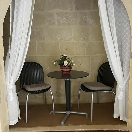 House Of Character - With A Pool View Kwatera prywatna Għarb